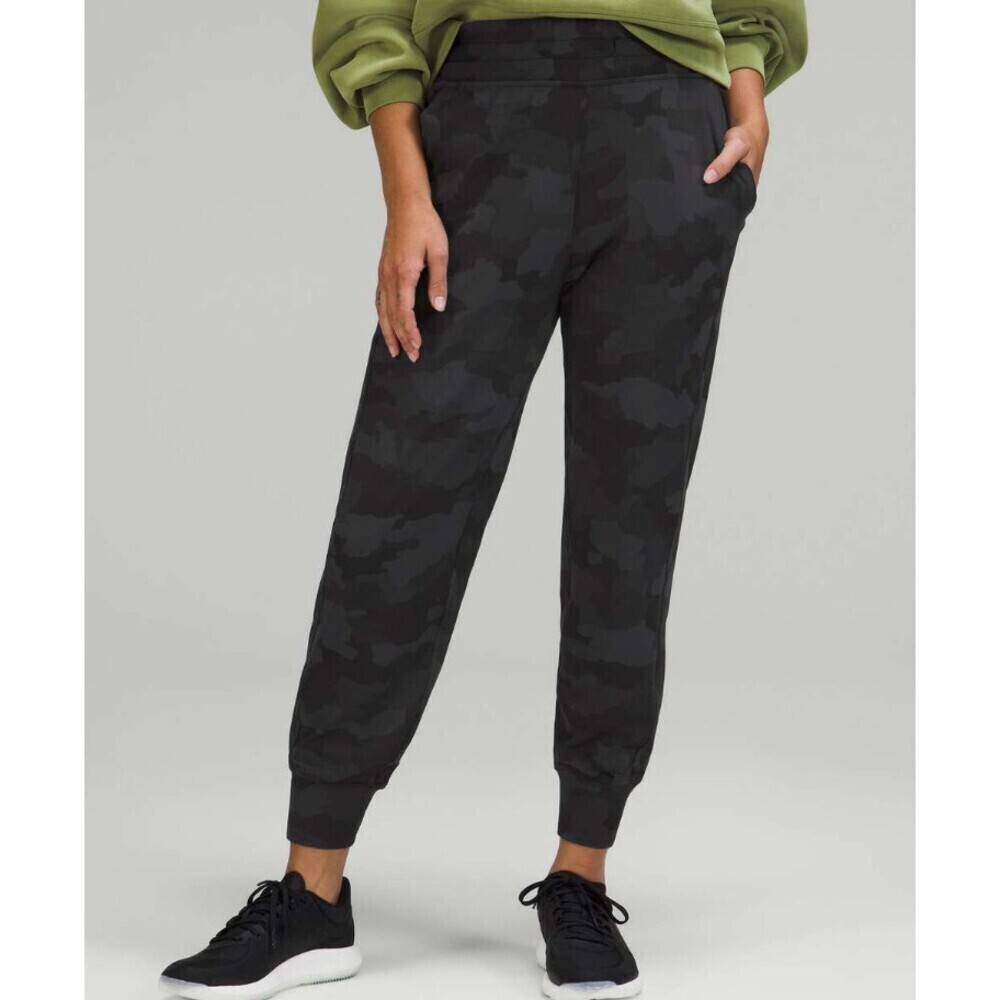 Lululemon Ready to Rulu HR Jogger 7/8 Length Heritage 365 Camo Deep Coal Size 4